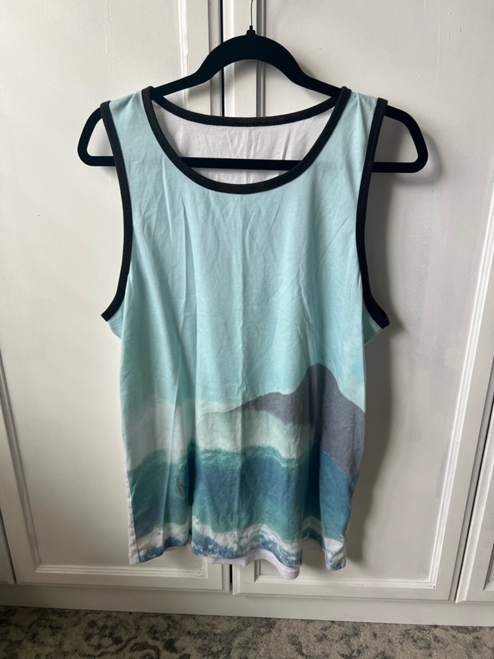 Reef Light Aqua Wave Tank with Black Trim